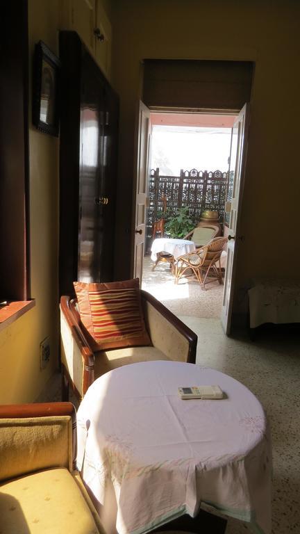 Master Bed And Breakfast 新德里 客房 照片